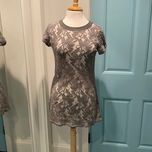 Lace top, gray, size xs